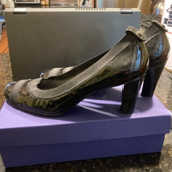 Stuart Weitzman Shoes - Stuart Weitzman Black Patent Pumps - 10.5 Like New